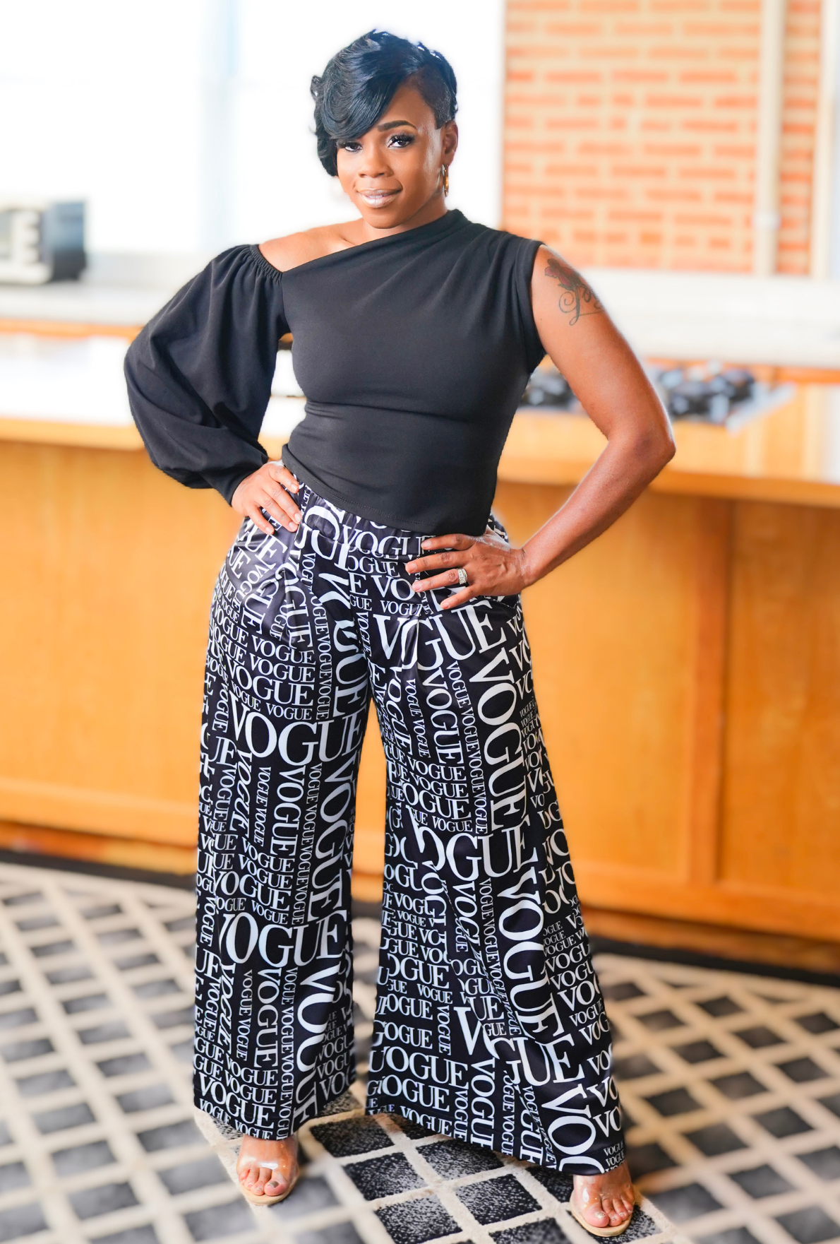 Classy V Wide Leg Pants- (Color) Black