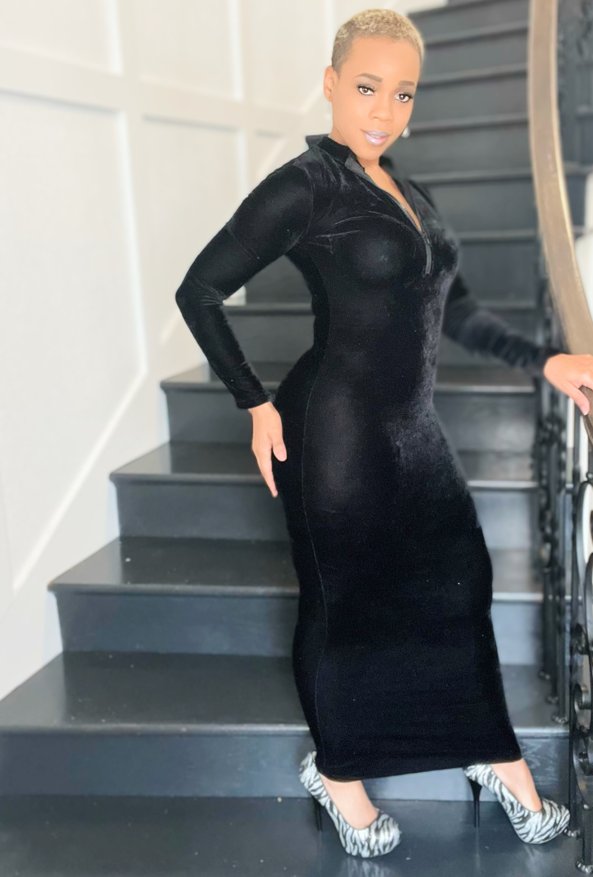 Lady Love Long Sleeve Black Maxi Dress